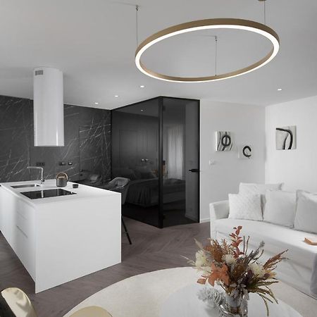 Premium Apartment Ca' San Marco In A Historic Town ラビン エクステリア 写真